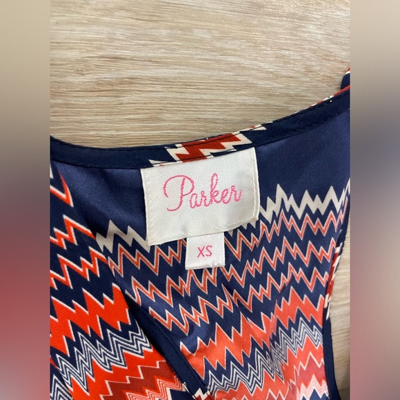Parker 100% Silk Tribal Aztec Chevron Stripe Mini Dress size XS - Picture 2 of 2